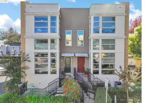 Photo of 1546 Sunnyvale Ave Ave, Walnut Creek, CA 94597 (MLS # 41116044)