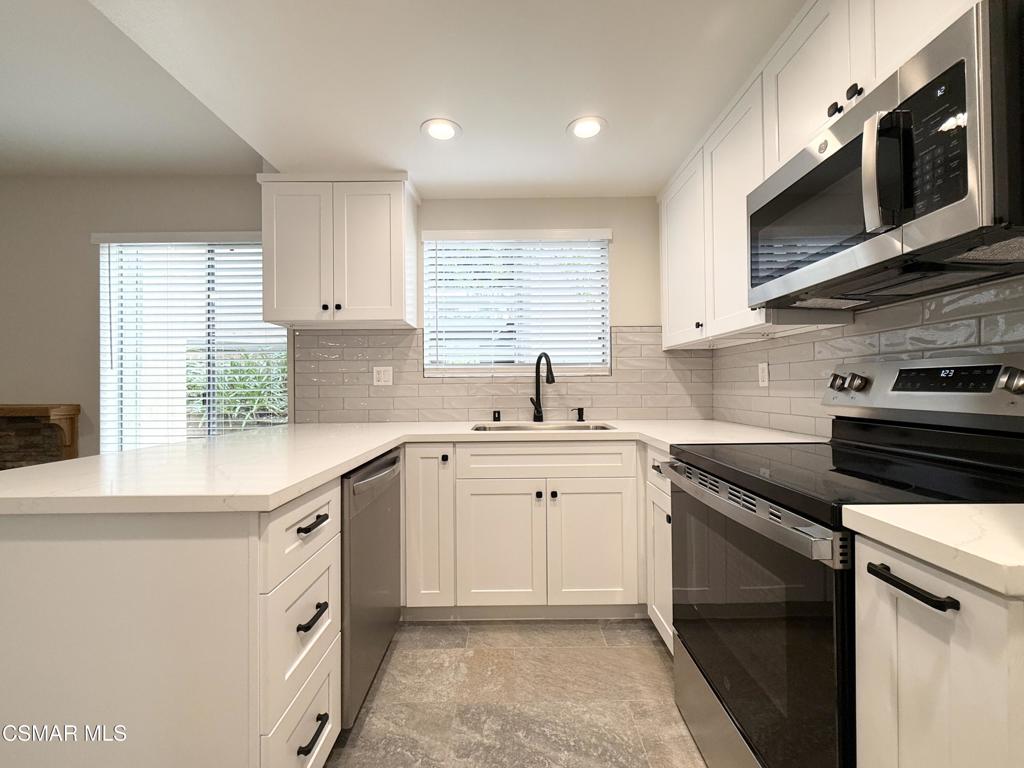 224 Oakleaf Boulevard 103