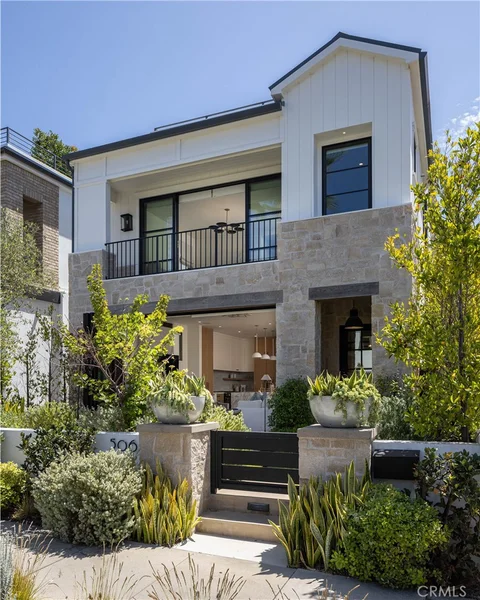 506 Goldenrod Ave, Corona Del Mar, CA 92625 - MLS#: NP26189240