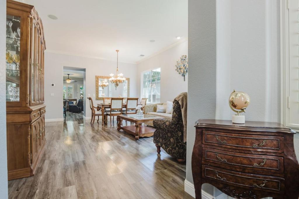 2379 Gaines Lane
