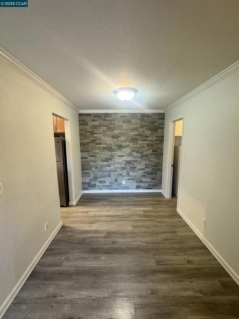 Opportunity awaits in charming community in this ground-floor condominium, boasting two bedrooms and two full bathrooms adorned with plank flooring. The kitchen is equipped with stainless steel appliances, custom cabinets, and stone countertops. Residents will enjoy a host of community amenities including gated access, a comunity pool, relaxing spa, state-of-the-art fitness gym, inviting clubhouse, convenient laundry facilities, and a delightful BBQ area. This property offers easy access to Hwy 84 and I-580 for commuters and is just minutes away from the Livermore and Pleasanton ACE stations. Minutes to the vibrant and historic downtown Livermore, known for its array of over 50 local wineries, eclectic shopping boutiques, diverse dining options, a bustling performing arts center, modern movie theaters, and prestigious golf courses Apply with RentSpree https://apply.link/1J5EtfY