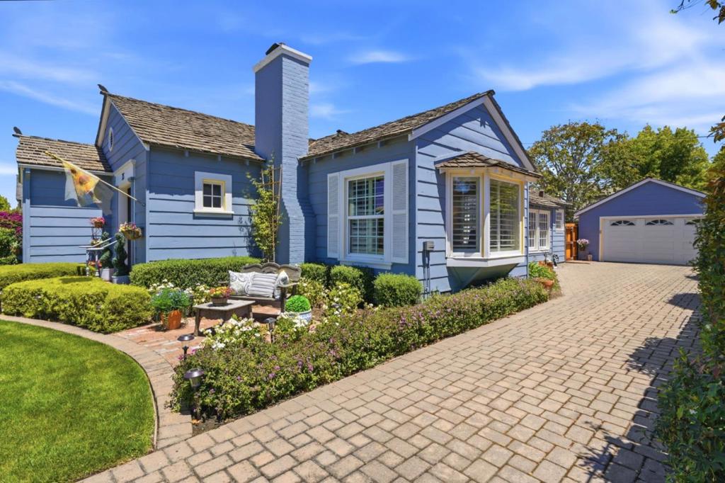 75 Carmel Avenue