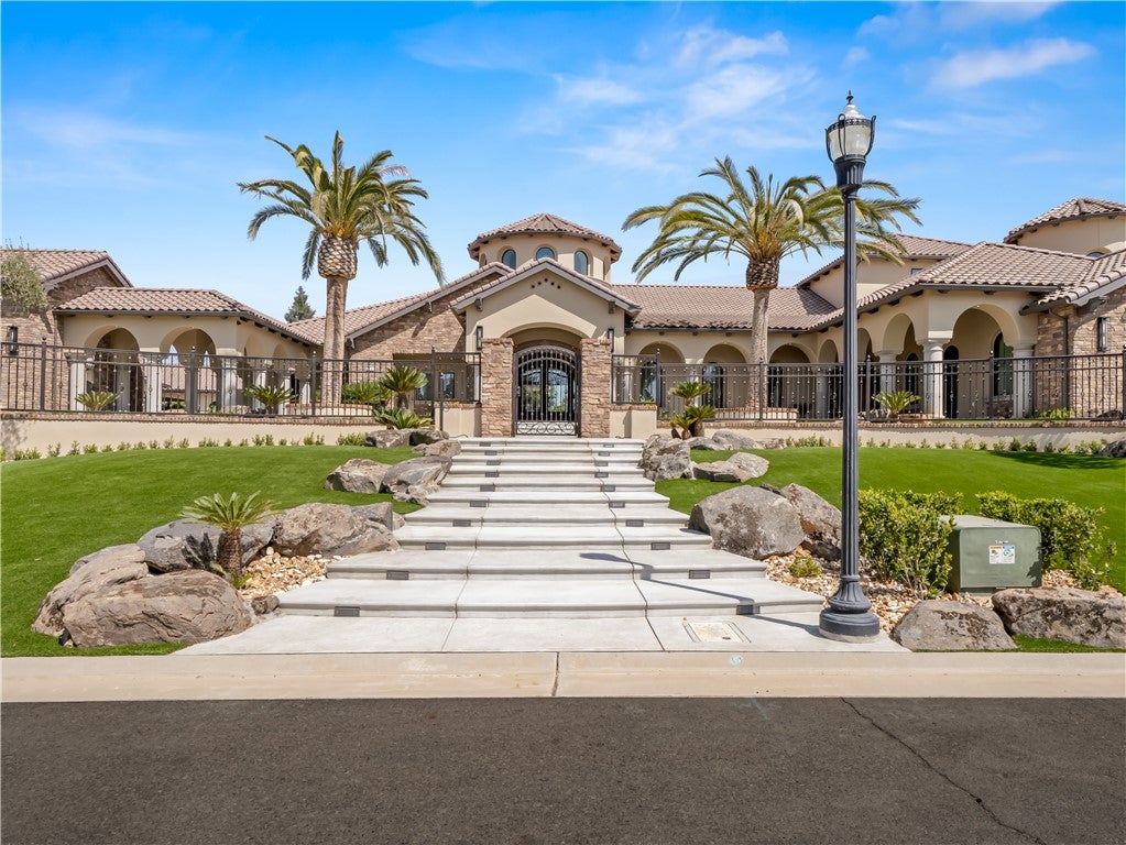 2230 E Spey Valley