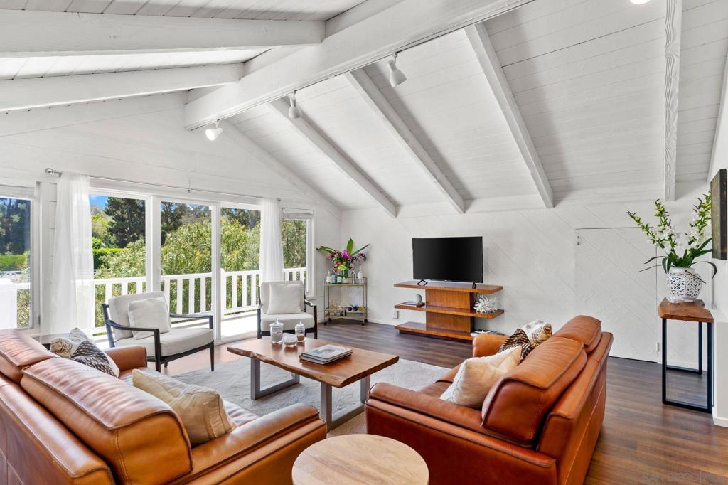 Rancho Santa Fe - Residential