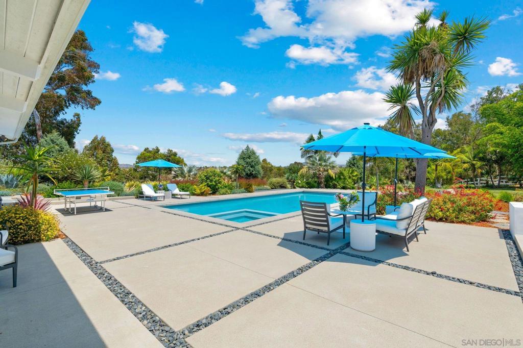 Rancho Santa Fe - Residential
