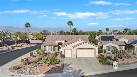 Photo of 39375 Falconwood Court, Palm Desert, CA 92211 (MLS # IV26051158)