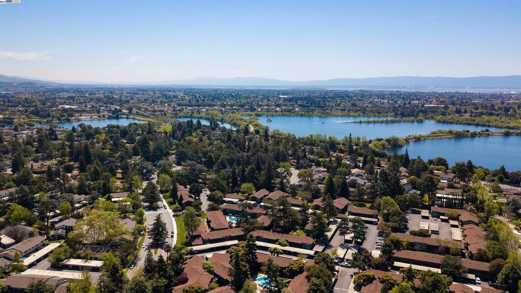 NILES AREA - Residential