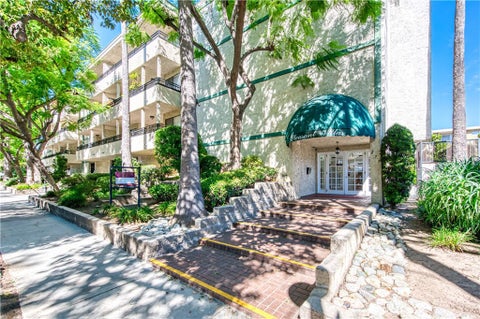 Tiny photo for 277 Pleasant Street #109, Pasadena, CA 91101 (MLS # NP26225422)