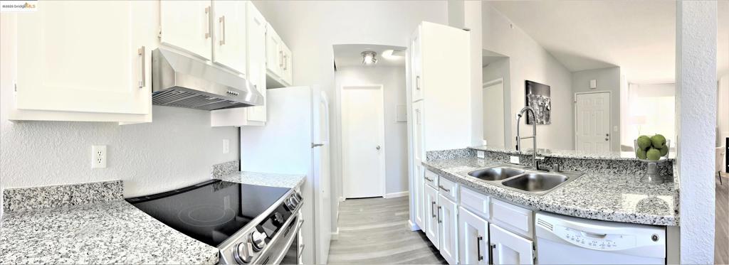 WESTWOOD COVE - Residential