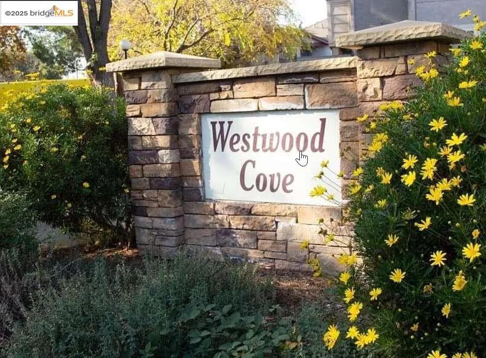 WESTWOOD COVE - Residential