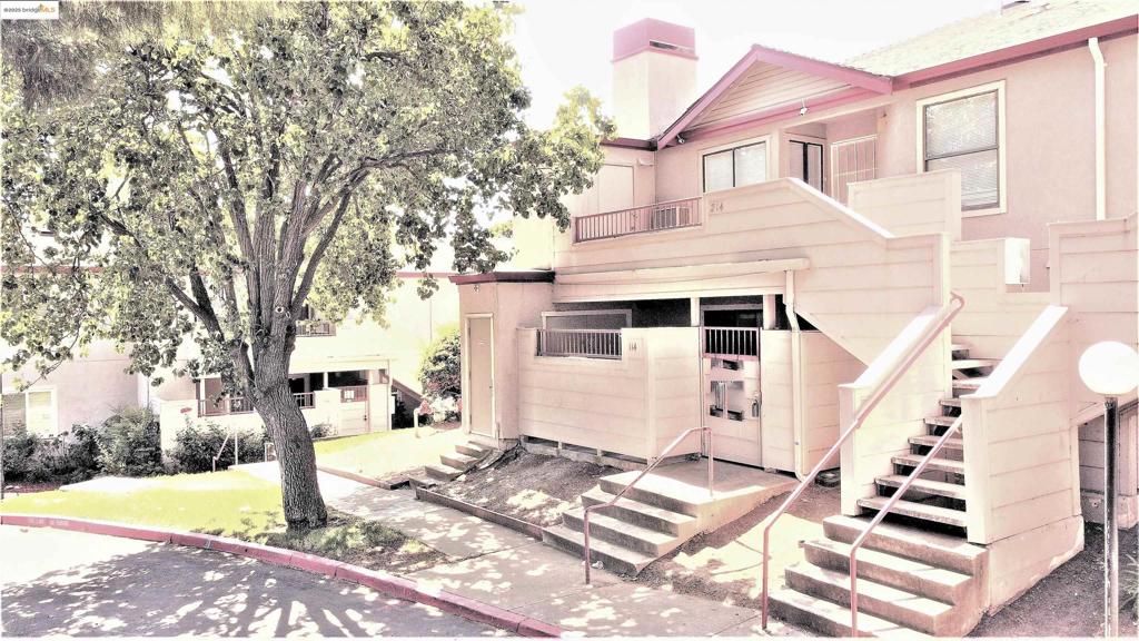 WESTWOOD COVE - Residential