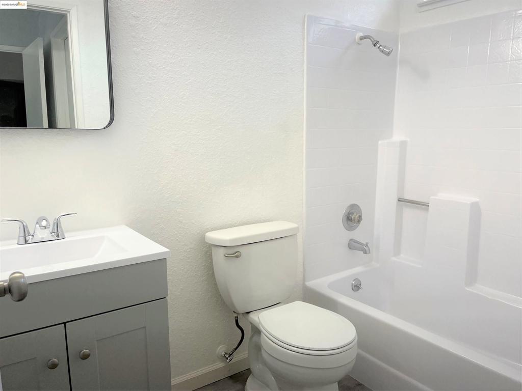 WESTWOOD COVE - Residential