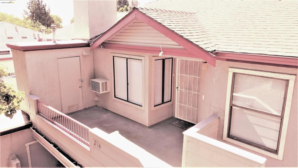 WESTWOOD COVE - Residential