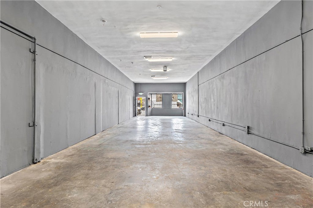 6412 Whittier
