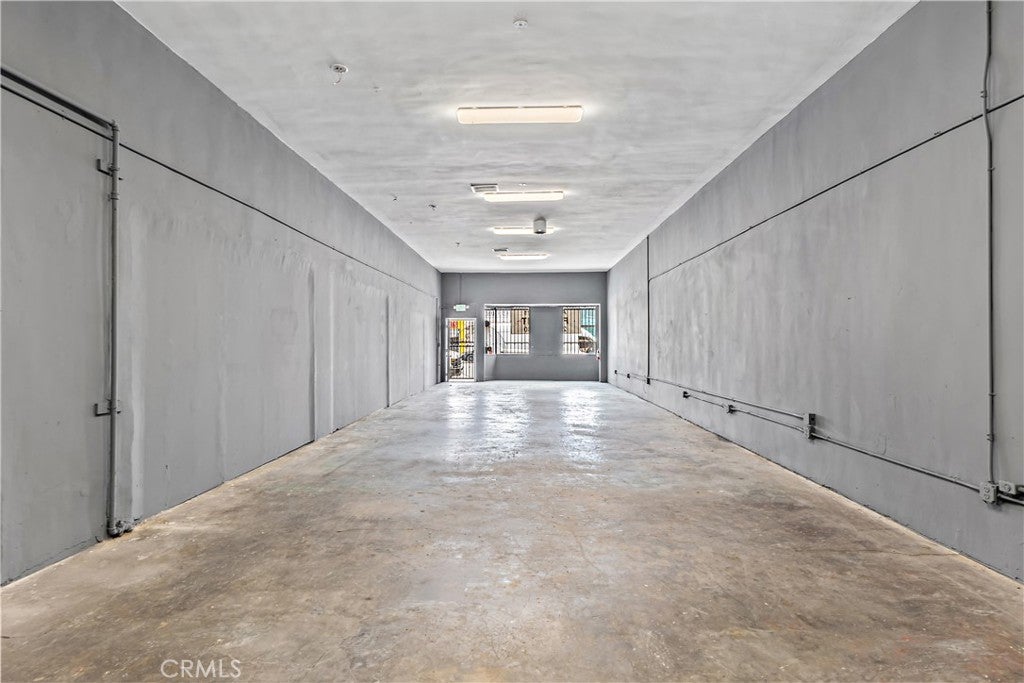 6412 Whittier