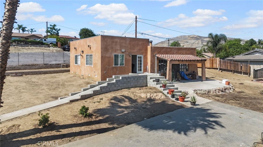 Photo of 8035 Santa Rita Street, Corona, CA 92881 (MLS # PW25138060)
