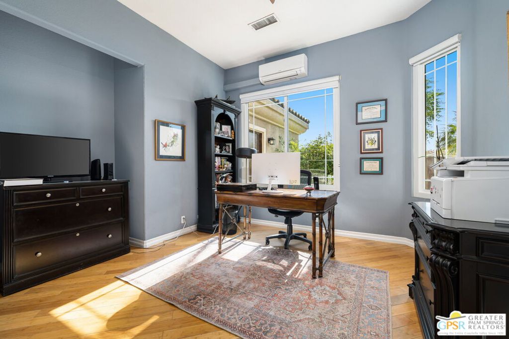 Lake La Quinta - Residential