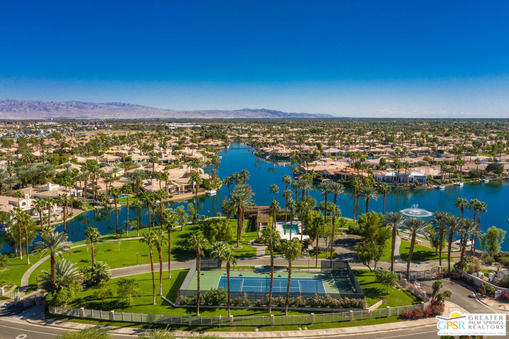 Lake La Quinta - Residential