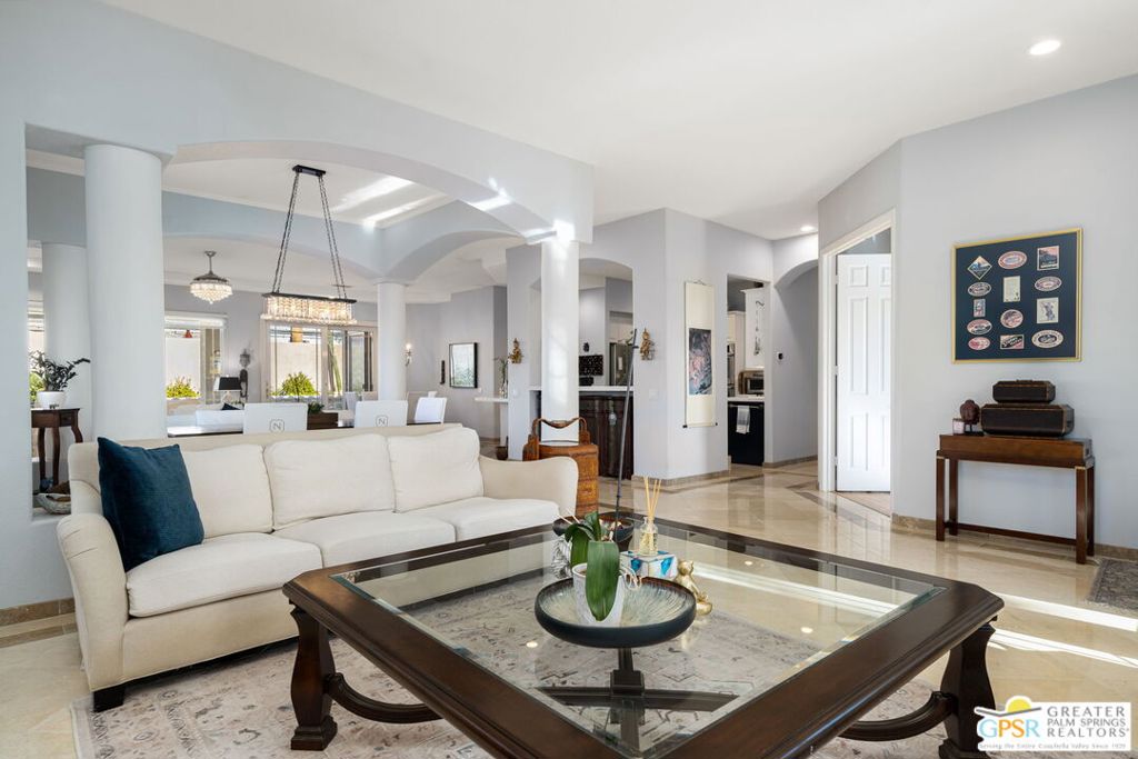 Lake La Quinta - Residential