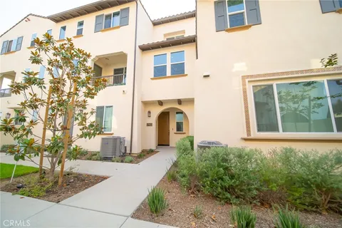 17952 Seaglass Drive, Huntington Beach, CA 92647 - MLS#: OC26019941