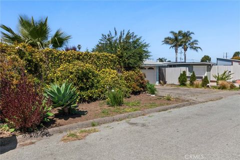Tiny photo for 2710 Elm Avenue, Morro Bay, CA 93442 (MLS # SC26061414)