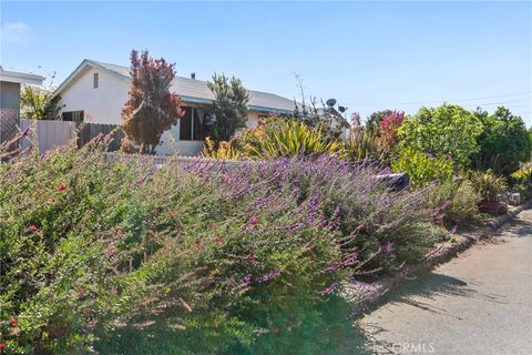 Tiny photo for 2710 Elm Avenue, Morro Bay, CA 93442 (MLS # SC26061414)