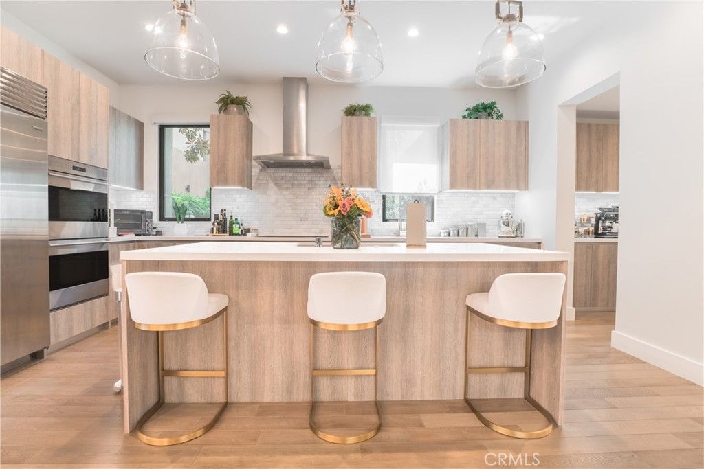 Photo of 362 W Green St #117, Pasadena, CA 91105 (MLS # PF26077803)