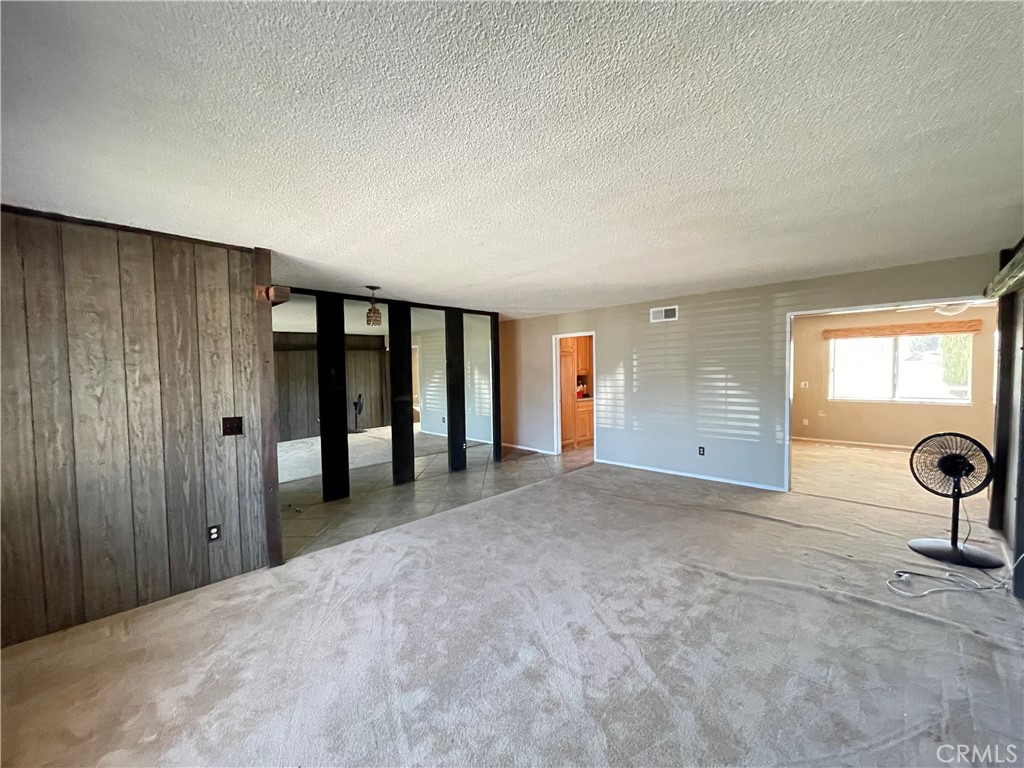 1136 Yosemite