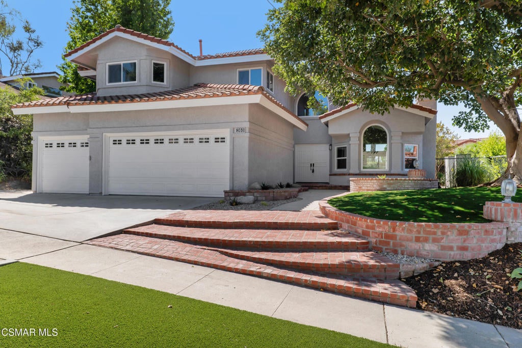 260 Goldenwood Circle