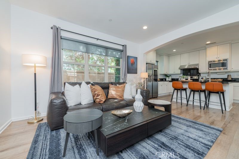 Luna - Residential