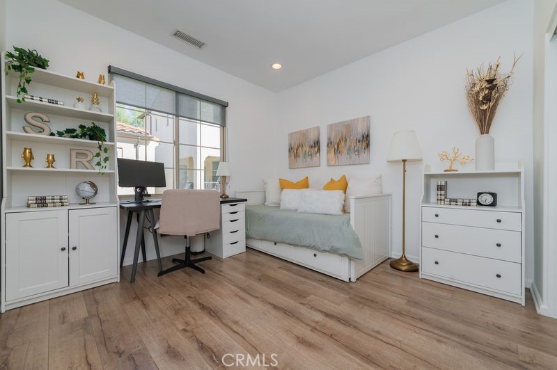 Luna - Residential