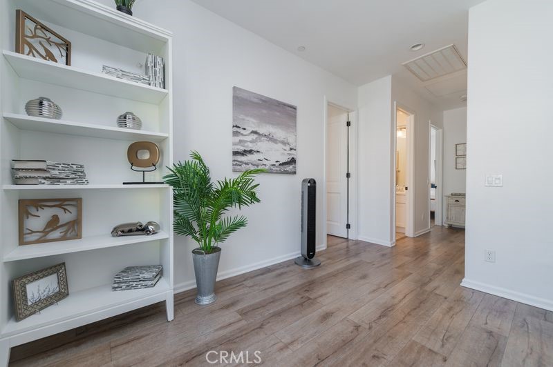 Luna - Residential