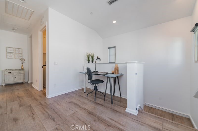 Luna - Residential
