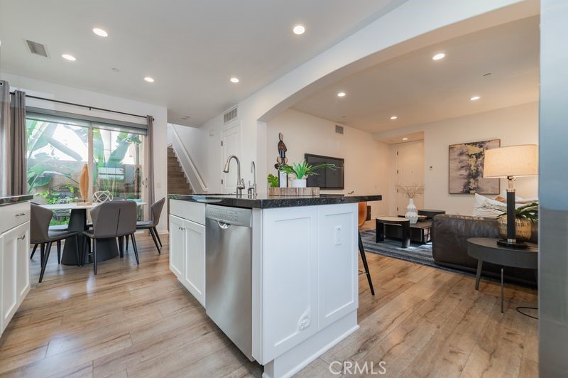 Luna - Residential