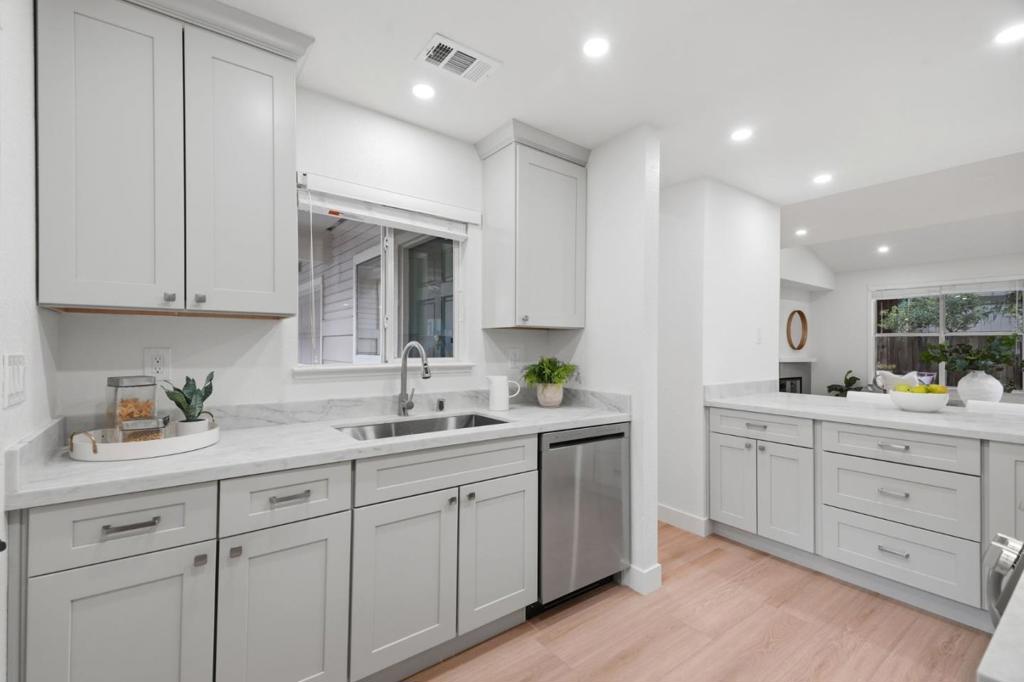 2019 Saint Julien Court