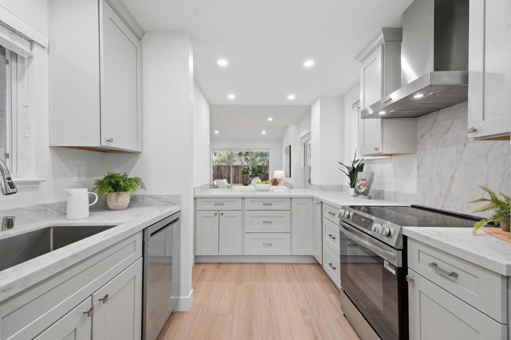 2019 Saint Julien Court