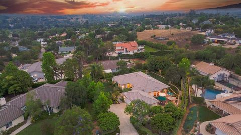 1411 Surrey Heights Fallbrook CA 92028