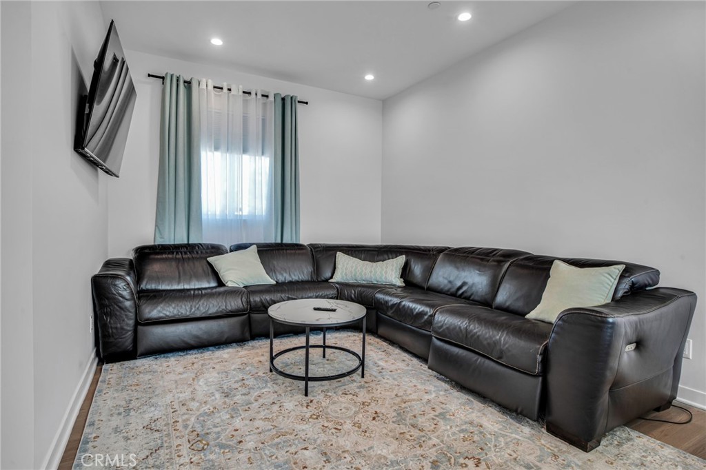 Properties 4 10634 Ledeen Drive