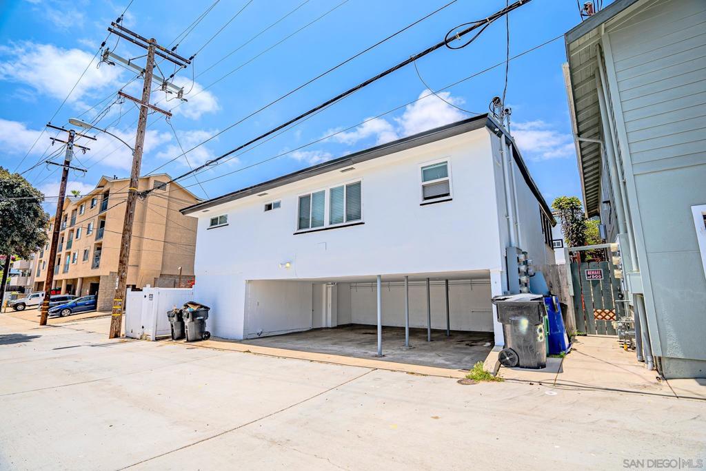 4177 Georgia St
