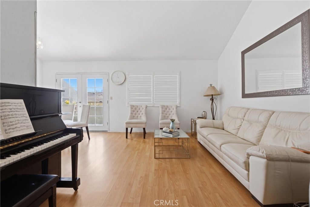 1530 W 145th 205
