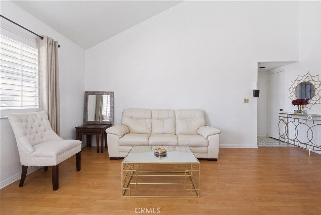 1530 W 145th 205