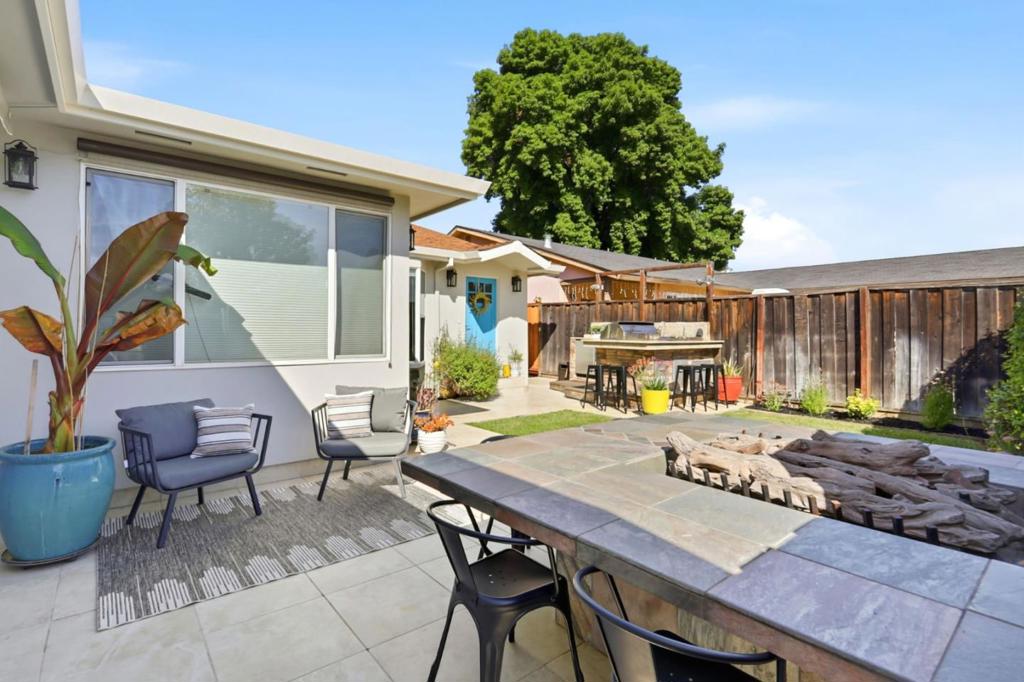 29492951 Driftwood Drive