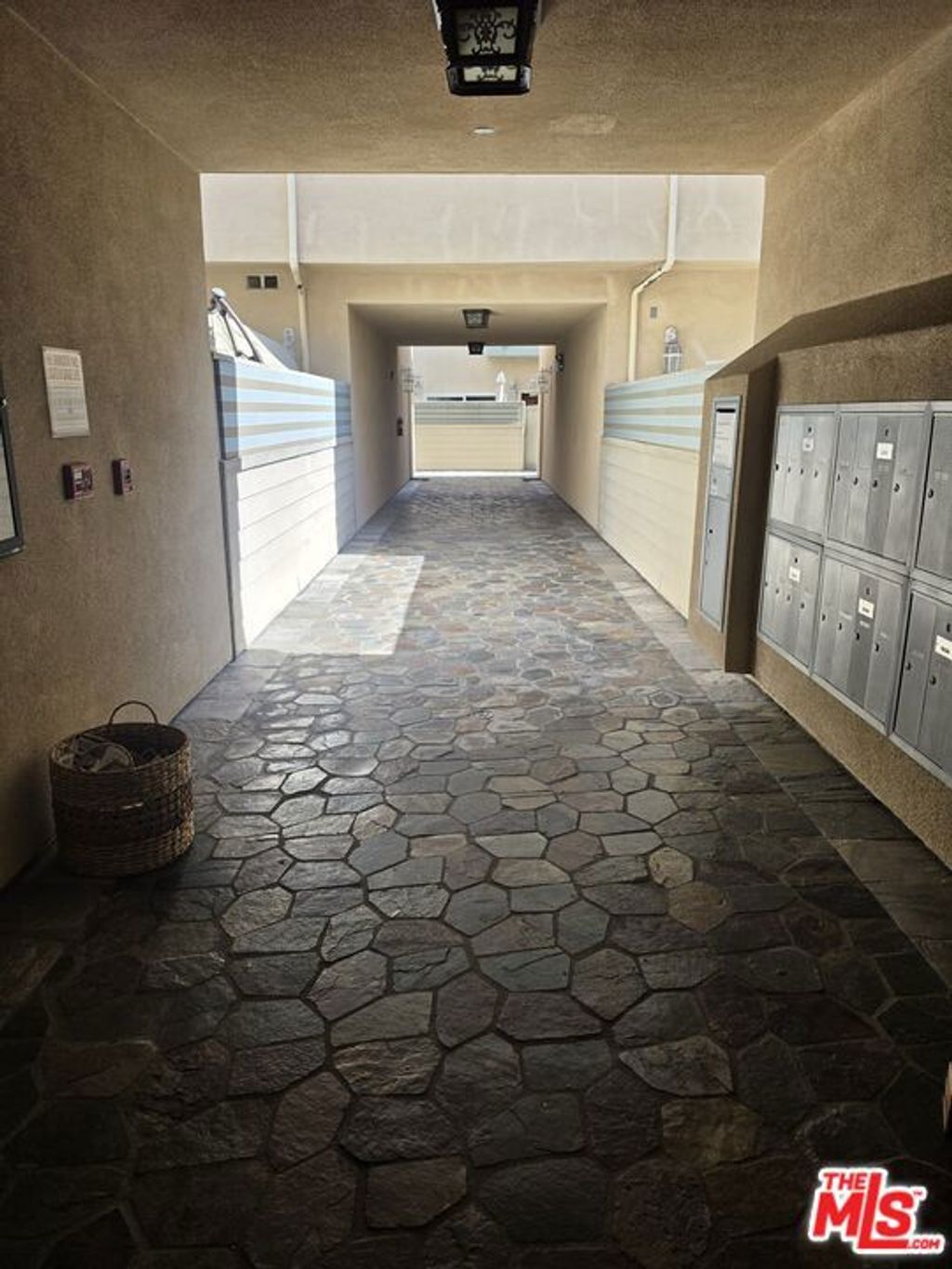 Photo of 13360 Burbank Boulevard #10, Sherman Oaks, CA 91401 (MLS # 26814507)