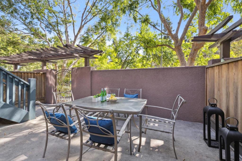 3048 Brunetti Way