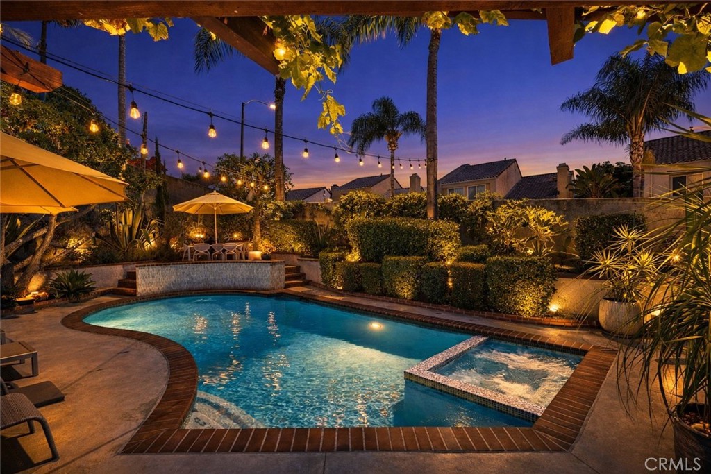 25962 Ernestine Court