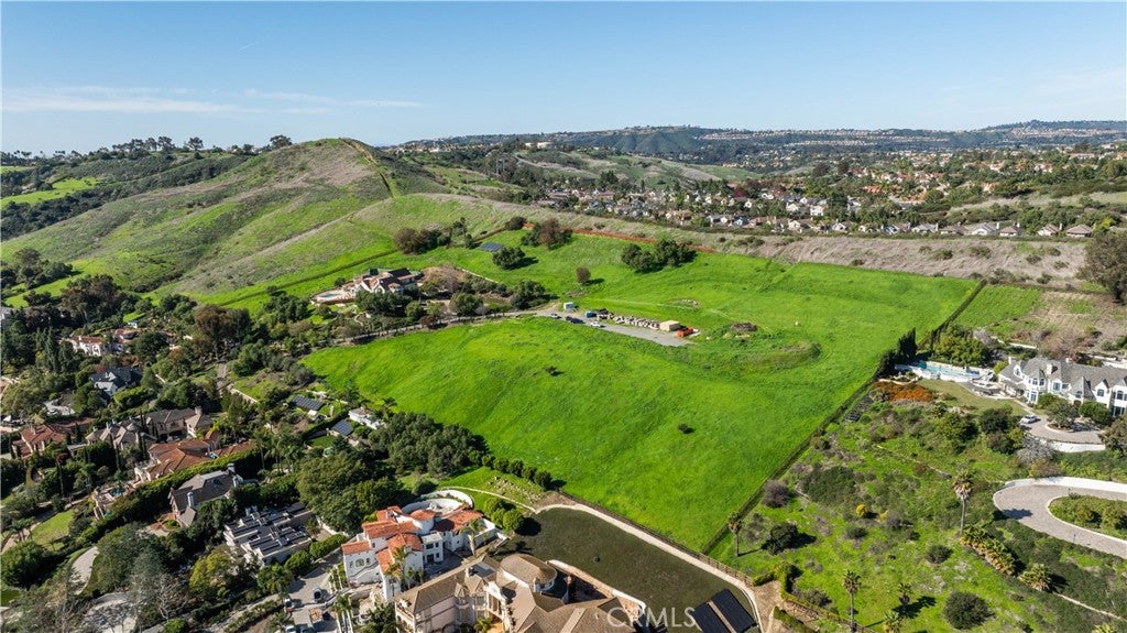 31641 Peppertree Bend, San Juan Capistrano CA 92675 - Photo 6