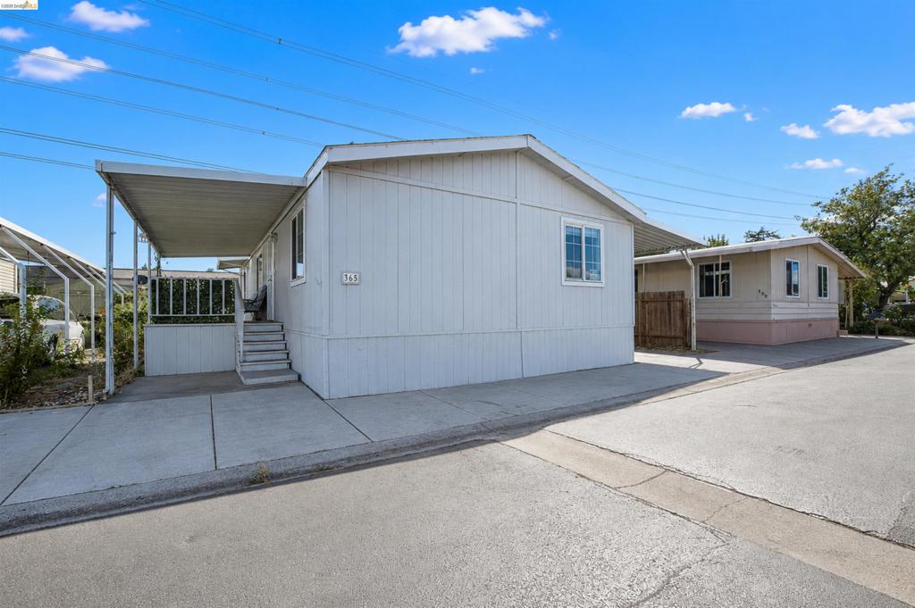 365 Stonyford Dr