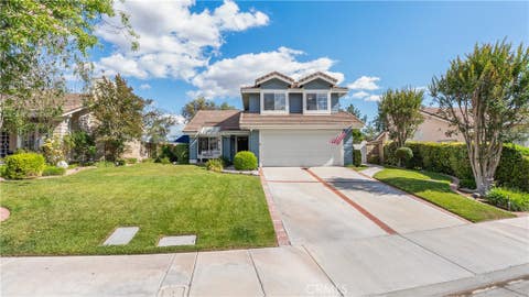 Photo of 23462 Riversbridge Way, Valencia, CA 91354 (MLS # SR26118835)