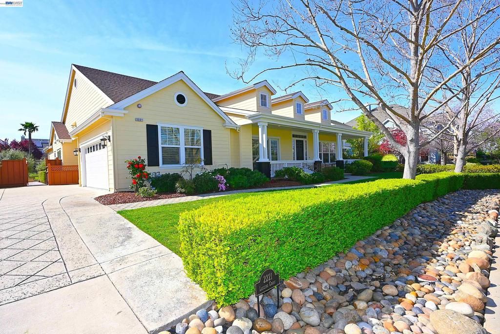 Photo of 2221 Leccino Ct Ct, Livermore, CA 94550 (MLS # 41127627)