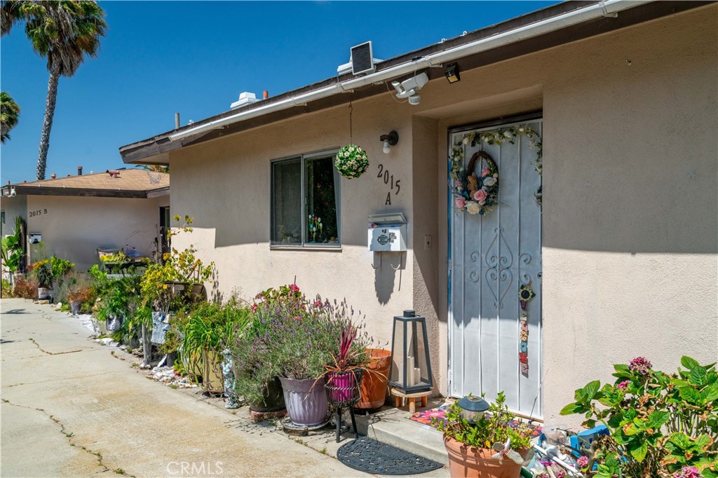 2015 Perry Avenue